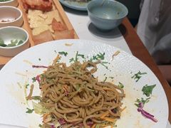 -老周家酱卤猪蹄私房菜(克拉玛依西街店)