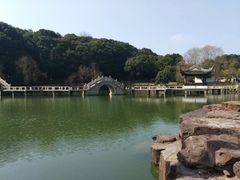 -灵岩山风景区