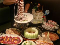 -得意咚瓜·顺德鱼生·冬瓜火锅(深圳首店)