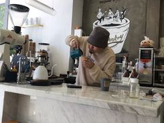 -red donkey coffee