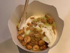 酸奶葡萄燕麦麦旋风-麦当劳(温州人民路店)