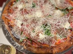 -WOLFGANG PUCK KITCHEN & BAR(迪士尼小镇店)