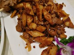 风味馕炒肉-阿拉丁新疆风味餐厅·清真(罗廊巷店)