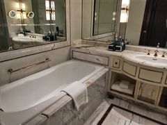 -上海虹桥西郊庄园丽笙大酒店