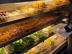 自助取餐区-万记麻辣烫国展总店
