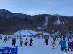 -亚布力新体委滑雪场