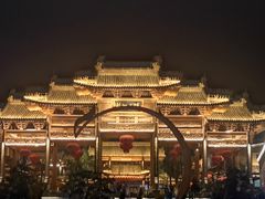 -雪山彩虹谷景区