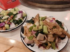 -王老六铁锅炖鱼(圣亚海洋店)