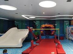 -Swim斯卫姆国际儿童游泳中心(红博中央公园店)