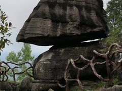 -梭布垭石林景区