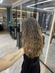 -奈川烫染Salon