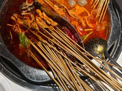 -佰人王串串香火锅(洋珠巷店)