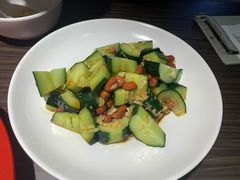 椒麻拍黄瓜-胖哥俩肉蟹煲(盐城金鹰国际店)