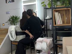 -ME觅妆·定制美妆·彩妆私教(菱角湖店)