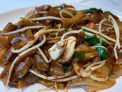 韭菜芽菜炒猪肠粉-花城苑广府菜(侨鑫店)