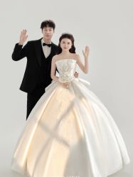 -金夫人婚纱摄影(西昌店)