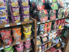 -全家便利店(东直门店)