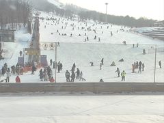 -庙香山滑雪场