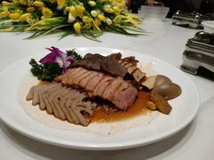 卤水拼盘-刘胖子家常菜·蹄花焖藕(中央花园店)