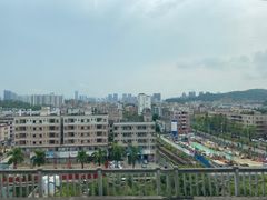 -深圳坪山站