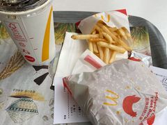 麦辣鸡腿堡套餐-麦当劳(宝山大厦店)