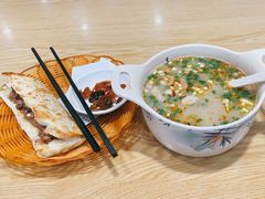 标准火烧-金诚张妈妈羊汤·驴肉火烧(旧宫佳和园店)