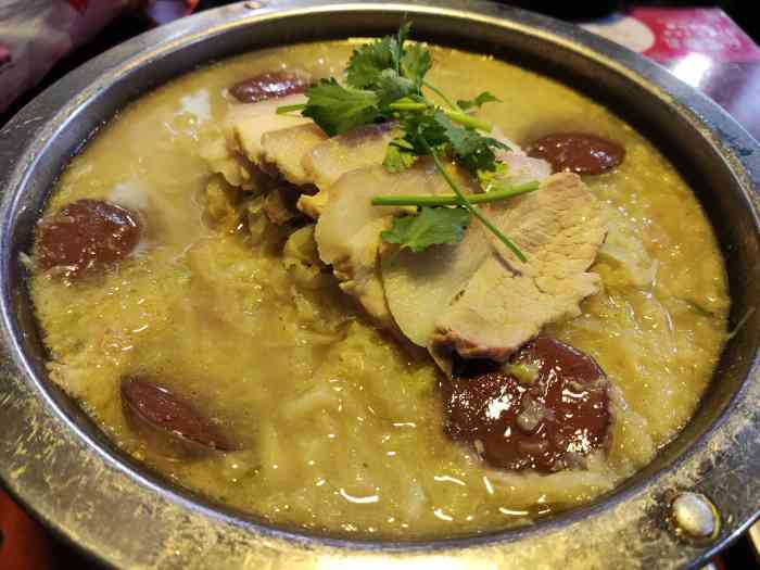 老八件(华润店)-"出差到日照,朋友招待的地方,装修很有特色.