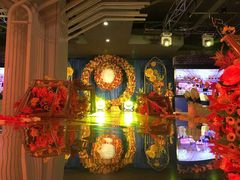 -爱主题婚礼策划  婚车租赁