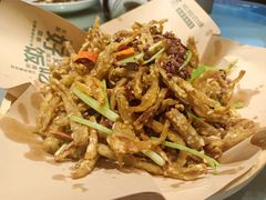 干煸藕丝-鑫小城故事·藕汤·家常菜(台北一路总店)