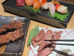 -乌君·酒场·炭火烧鸟(侨城坊店)