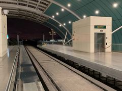 -龙阳路磁悬浮列车总站-停车场