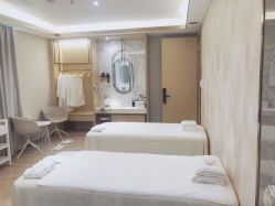 -香港倾城国际·美容美体中心