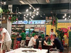 大堂-钢管厂五区小郡肝串串香(蜀都万达店)