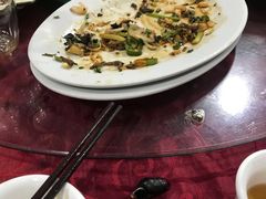 -雄仔农家菜馆·特色葱油鸡(六祖店)