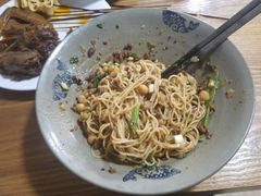 -丁丁猫重庆小面(徐州路店)