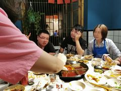 -岗上渣渣老火锅(两路口店)