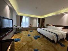 -肇庆国际大酒店(七星岩星湖景区店)