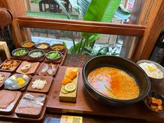 -银米·云南传统过桥米线(双廊黑金冠店)