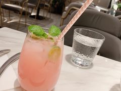 -芳草地西式融合餐厅(回龙窝店)