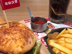 招牌香辣鸡腿堡-必胜客(金元宝店)