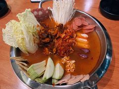 -肥肥虾庄·金牌油焖大虾(杨园滨江时代walk店)