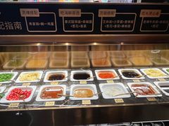 -一绪に和牛寿喜烧(罗湖益田假日店)