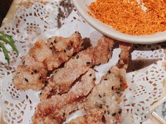 -老牌坊云南鱼豆花火锅(哈西万达店)