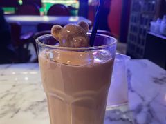 网红熊仔奶茶冰-JUKEBOX玖部音乐餐厅(华侨城店)