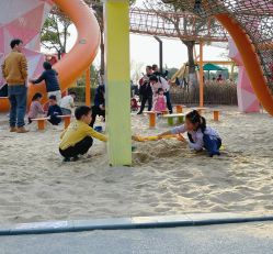 -季高兔窝窝亲子园(上海薰衣草公园店)