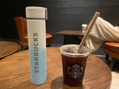 -星巴克臻选(南京金茂览秀城店)