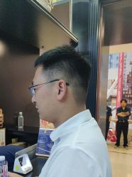 -贝勒爷专业男发