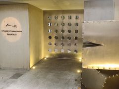 -穹六人间 people 6(岳阳路店)
