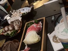 -湊湊火锅·茶憩(新中关购物中心店)