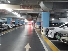 -One ITC 国贸汇停车场(徐家汇中心)